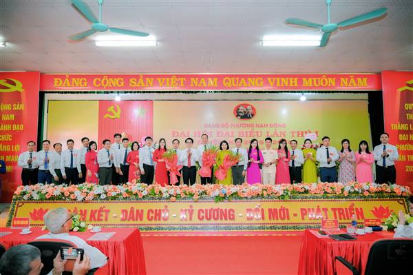 ĐẠI HỘI ĐẠI BIỂU ĐẢNG BỘ PHƯỜNG NAM ĐỒNG LẦN THỨ I, NHIỆM KỲ 2025 - 2030 THÀNH CÔNG TỐT ĐẸP!

