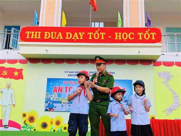 Tuyên truyền pháp luật về trật tự an toàn giao thông 