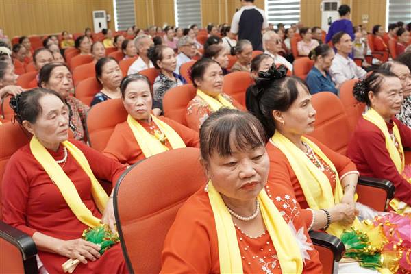 PHƯỜNG NAM ĐỒNG TỔ CHỨC HỘI NGHỊ TRIỂN KHAI THÁNG HÀNH ĐỘNG VÌ NGƯỜI CAO TUỔI NĂM 2026