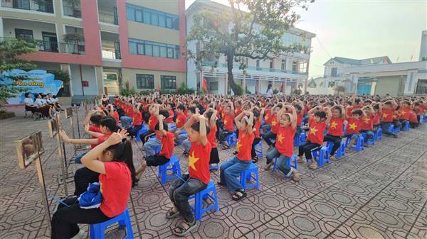 ĐẨY MẠNH TUYÊN TRUYỀN, TRANG BỊ KỸ NĂNG AN TOÀN TRÊN KHÔNG GIAN MẠNG CHO THIẾU NHI NHÂN NGÀY CHUYỂN ĐỔI SỐ QUỐC GIA