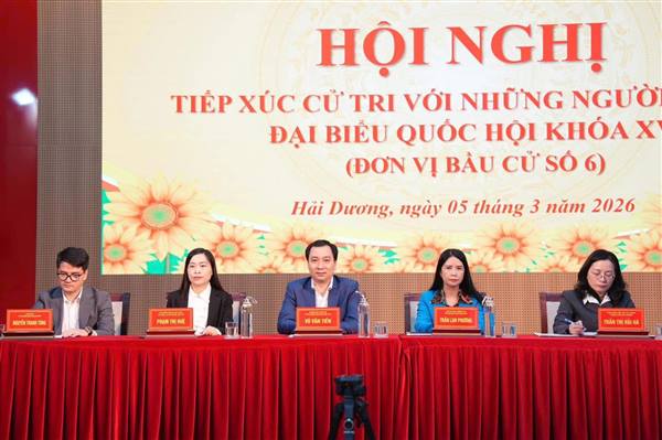 PHƯỜNG NAM ĐỒNG THAM DỰ HỘI NGHỊ TIẾP XÚC CỬ TRI VỚI NHỮNG NGƯỜI ỨNG CỬ ĐẠI BIỂU QUỐC HỘI KHÓA XVI (ĐƠN VỊ BẦU CỬ SỐ 6)