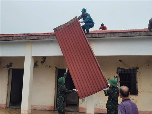 BAN CHQS PHƯỜNG NAM ĐỒNG LAN TỎA NGHĨA TÌNH CHUNG TAY XÓA NHÀ TẠM, NHÀ DỘT NÁT