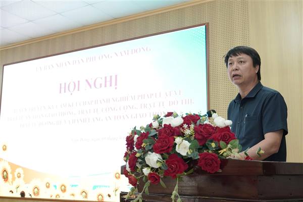 PHƯỜNG NAM ĐỒNG TỔ CHỨC HỘI NGHỊ TUYÊN TRUYỀN, KÝ CAM KẾT CHẤP HÀNH NGHIÊM PHÁP LUẬT VỀ TRẬT TỰ AN TOÀN GIAO THÔNG, TRẬT TỰ CÔNG CỘNG, TRẬT TỰ ĐÔ THỊ, TRẬT TỰ ĐƯỜNG HÈ VÀ HÀNH LANG AN TOÀN GIAO THÔNG