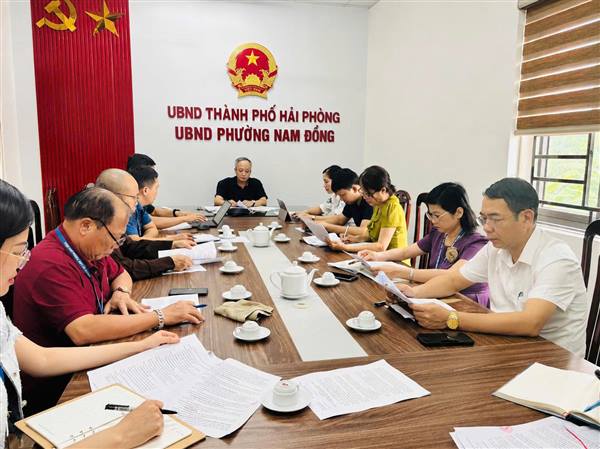PHƯỜNG NAM ĐỒNG TỔ CHỨC HỘI NGHỊ PHỤC VỤ LẤY MẪU, BÀN GIAO MẪU VÀ SỐ HÓA THÔNG TIN MẪU HÀI CỐT LIỆT SĨ TẠI NGHĨA TRANG LIỆT SĨ NAM ĐỒNG