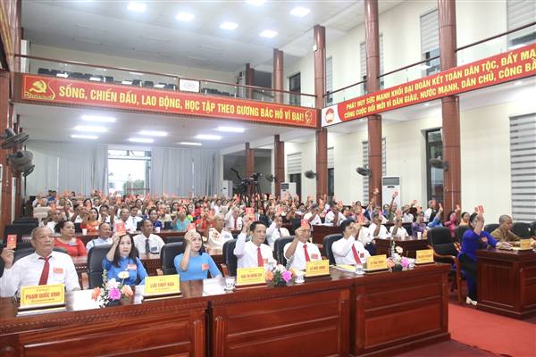 Đại hội Đại biểu Mặt trận Tổ quốc Việt Nam xã Nam Sách lần thứ I, nhiệm kỳ 2025–2030 đã hoàn thành chương trình ngày làm việc thứ nhất