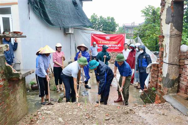 MTTQ xã Nam Sách khởi công nhà “Đại đoàn kết” cho hộ khó khăn
