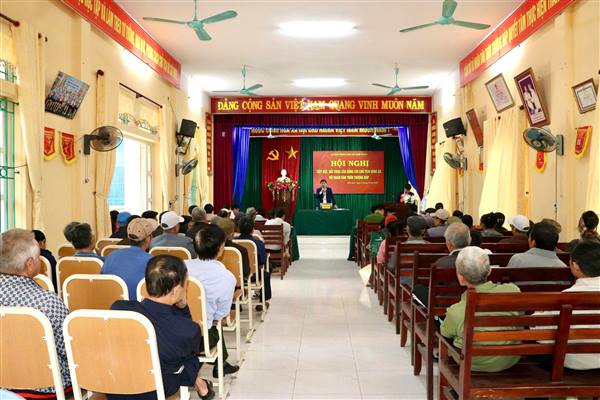 Hội nghị tiếp xúc, đối thoại giữa Chủ Tịch UBND xã Nam Sách với nhân dân thôn Thượng Đáp năm 2025