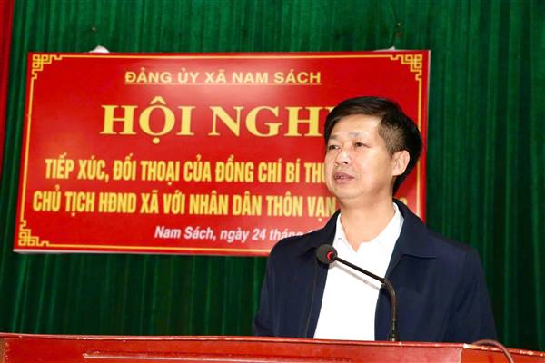 Hội nghị tiếp xúc, đối thoại giữa Bí thư Đảng ủy, Chủ tịch HĐND xã với Nhân dân thôn Vạn Tải Đông