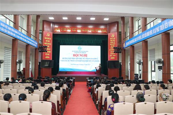 Hội Phụ nữ xã Nam Sách tổ chức hội nghị hướng dẫn hội viên góp ý vào dự thảo Văn kiện Đại hội XIV của Đảng