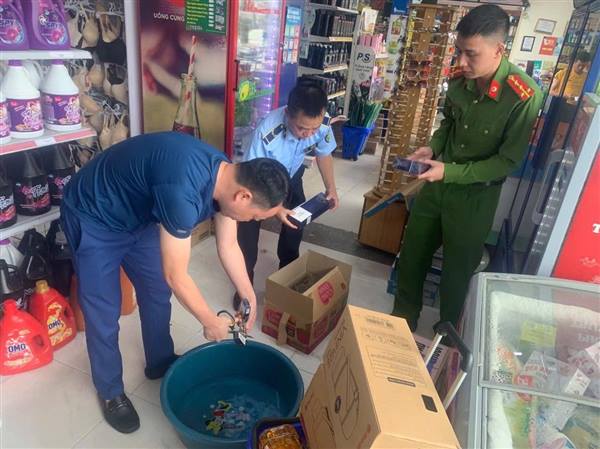 📢 Công an xã Nam Sách liên tiếp phát hiện, xử lý các vụ vi phạm trong kinh doanh hàng hóa không rõ nguồn gốc, giả mạo nhãn hiệu