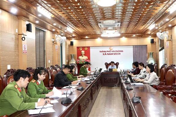 XÃ NAM SÁCH HỌP CHẤM ĐIỂM PHONG TRÀO TOÀN DÂN BẢO VỆ ANTQ NĂM 2025