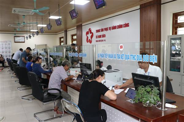 Nam Sách nâng chất lượng phục vụ: Trung tâm Phục vụ hành chính công xử lý hơn 7.000 hồ sơ, 99% trước hạn