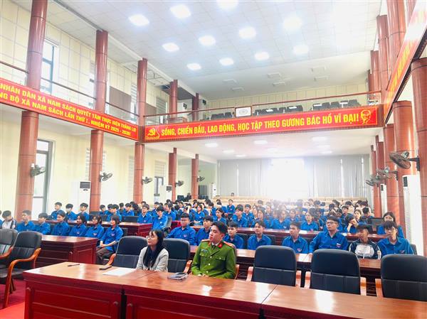 Tổ chức tuyên truyền phòng chống bạo lực học đường trên địa bàn xã Nam Sách