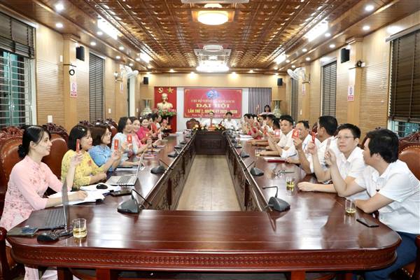 Đại hội Chi bộ UBND xã Nam Sách lần thứ I, nhiệm kỳ 2025–2030 thành công tốt đẹp