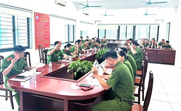 Chi bộ Công an xã Nam Sách tổ chức Đại hội lần thứ I, nhiệm kỳ 2025–2030