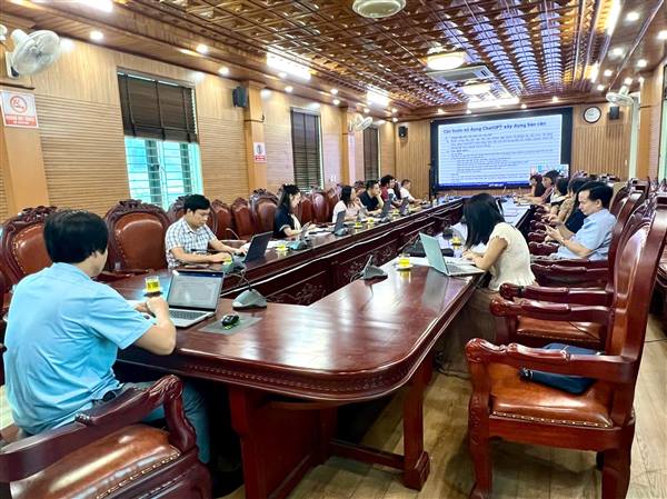Đảng ủy xã Nam Sách tổ chức điểm cầu trực tuyến tập huấn ứng dụng trí tuệ nhân tạo