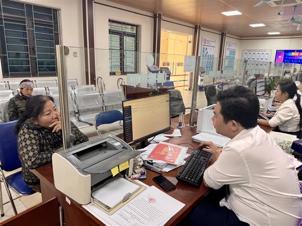 Công chức cấp xã ở Hải Phòng không thuộc diện hưởng phụ cấp 55% theo Nghị định 381