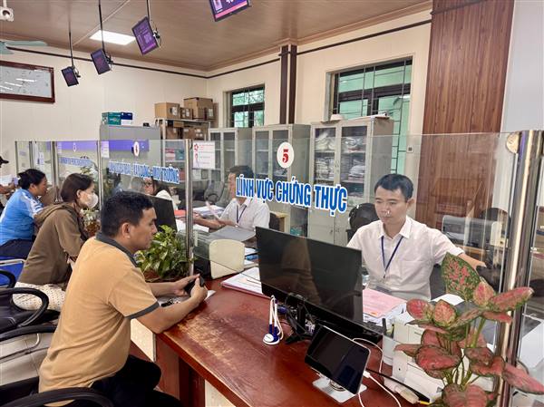 Công chức cấp xã ở Hải Phòng không thuộc diện hưởng phụ cấp 55% theo Nghị định 381