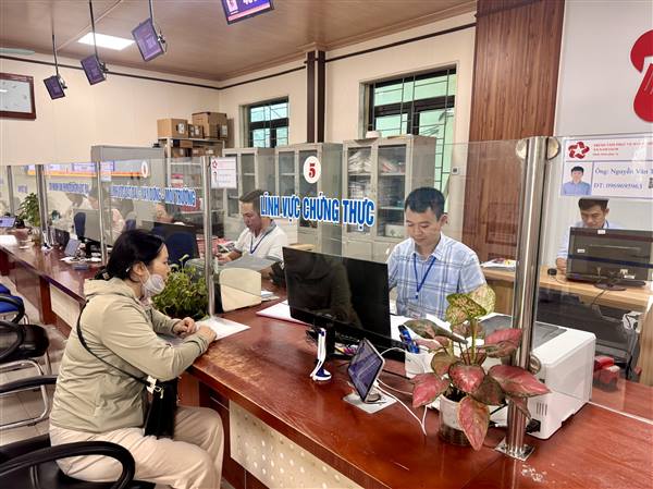 Phấn đấu đến 2027, số hóa 100% kết quả thủ tục hành chính