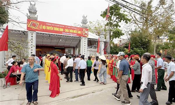 Xã Nam Sách khai mạc Lễ hội truyền thống Di tích đình, chùa Miếu Lãng