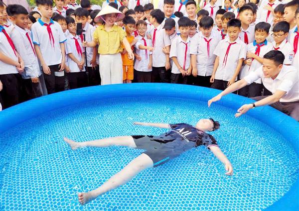Chủ động, chung tay phòng, chống đuối nước – bảo vệ an toàn cho trẻ em, học sinh trong mùa hè