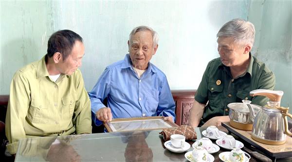 Những chiến sĩ Điện Biên Phủ tuổi “xưa nay hiếm” ở xã Nam Sách