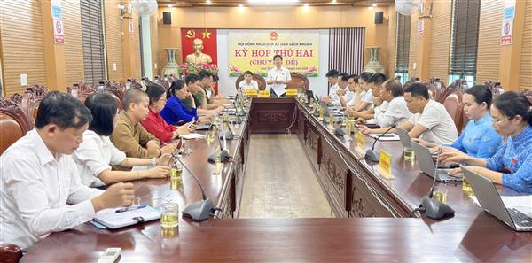 HĐND xã Nam Sách thông qua nhiều nghị quyết quan trọng về sắp xếp tổ chức bộ máy và đơn vị thôn