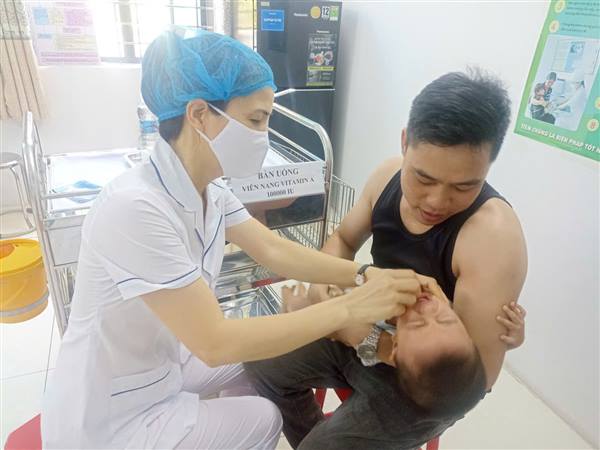Nam Sách đạt tỷ lệ 98,3% trẻ uống vitamin A đợt I năm 2026