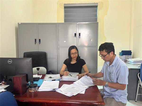 ĐẾN 10H30: 12/23 THÔN HOÀN THÀNH LẤY Ý KIẾN CỬ TRI VỀ PHƯƠNG ÁN SẮP XẾP, TỔ CHỨC LẠI THÔN