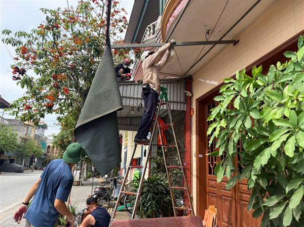 Thôn Mạc Thị Bưởi: Nhiều hộ dân tự giác tháo dỡ công trình, chung tay lập lại trật tự đô thị