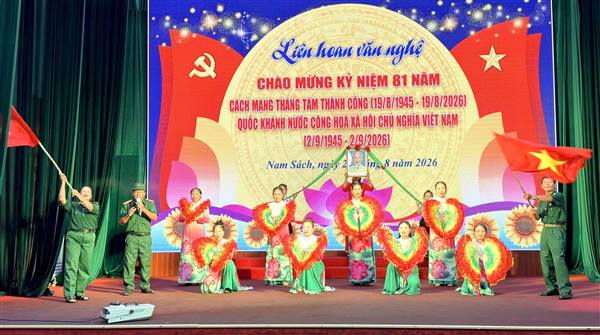 Sôi nổi Liên hoan ca múa nhạc không chuyên xã Nam Sách năm 2026