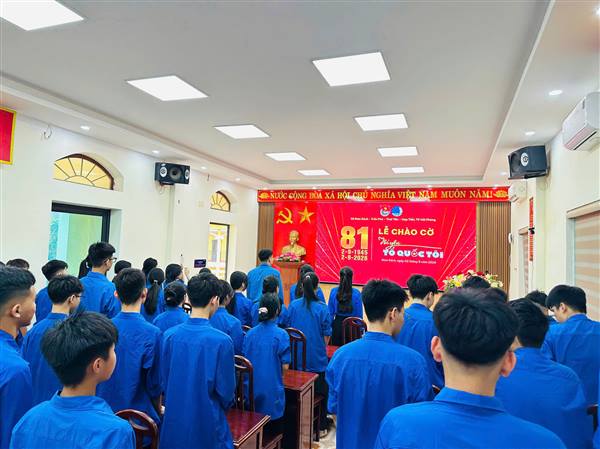 Tuổi trẻ Nam Sách trang nghiêm tổ chức Lễ chào cờ “Tôi yêu Tổ quốc tôi” trong ngày Quốc khánh 2/9