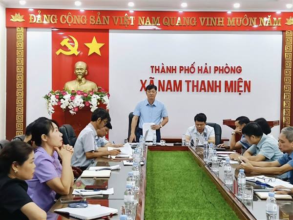 UBND XÃ TỔ CHỨC HỘI NGHỊ TRIỂN KHAI MỘT SỐ NHIỆM VỤ TRỌNG TÂM NĂM HỌC 2025 – 2026.