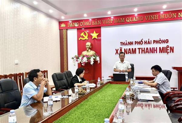 TỔ CHỨC NGHIỆM THU VÀ BÀN GIAO TÀI LIỆU TỔNG ĐIỀU TRA NÔNG THÔN, NÔNG NGHIỆP NĂM 2025 TẠI XÃ NAM THANH MIỆN.