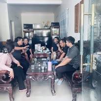 UBND phường Nam Triệu tổ chức tuyên truyền, vận động các hộ dân trên địa bàn ủng hộ chủ trương xây dựng các công trình nông thôn mới kiểu mẫu trên địa bàn phường Nam Triệu, với kết quả ủng hộ rất cao từ nhân dân. 
Trân trọng cảm ơn các hộ gia đình đã đồng lòng, đồng thuận để các công trình sớm được hoàn thiện trong thời gian sớm nhất