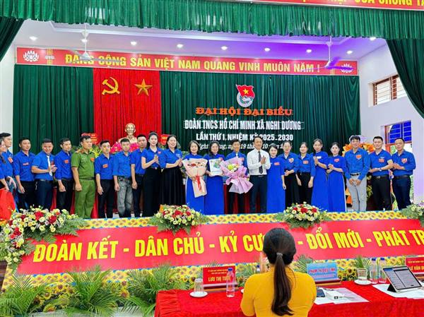 SÁNG NGÀY 19/10/2025 ĐOÀN TNCS HỒ CHÍ MINH XÃ NGHI DƯƠNG LONG TRỌNG TỔ CHỨC ĐẠI HỘI ĐẠI BIỂU LẦN THỨ NHẤT, NHIỆM KỲ 2025 - 2030