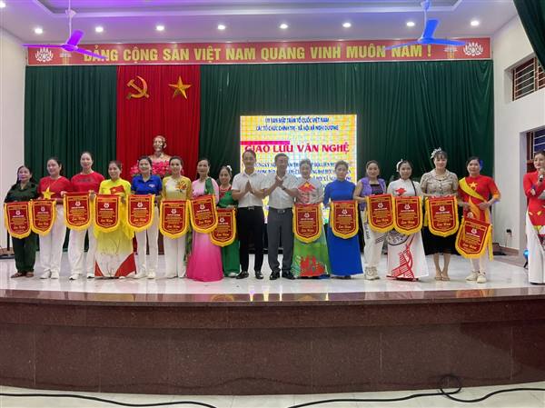  HỘI NGHỊ GIAO LƯU VĂN NGHỆ CHÀO MỪNG KỶ NIỆM 95 NĂM THÀNH LẬP HỘI LIÊN HIỆP PHỤ NỮ VIỆT NAM, HỘI NÔNG DÂN VIỆT NAM VÀ CHÀO MỪNG ĐẠI HỘI MTTQ, CÁC TỔ CHỨC CHÍNH TRỊ - XÃ HỘI XÃ NGHI DƯƠNG, NHIỆM KỲ 2025 - 2030