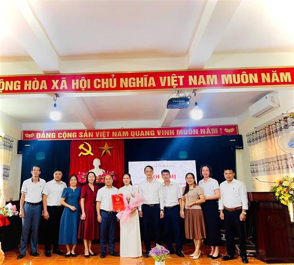 XÃ NGHI DƯƠNG TỔ CHỨC HỘI NGHỊ CÔNG BỐ QUYẾT ĐỊNH VỀ CÔNG TÁC CÁN BỘ TẠI TRƯỜNG TIỂU HỌC KIẾN QUỐC