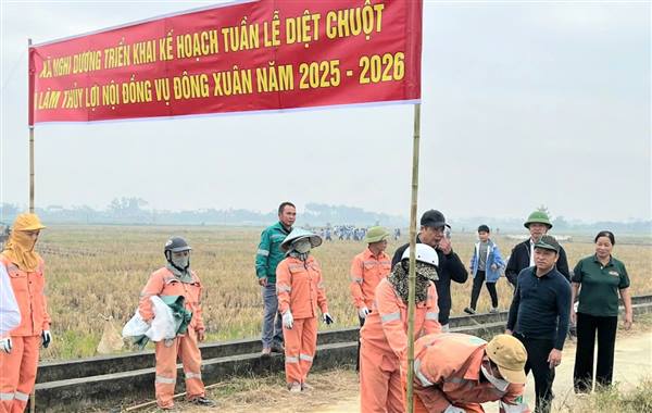 UBND xã Nghi Dương tổ chức ra quân điểm Tuần lễ diệt chuột và Tháng làm thủy lợi nội đồng năm 2025.