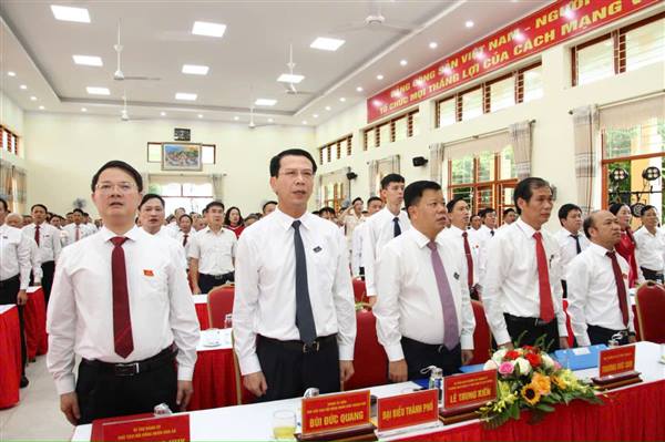 SÁNG 20/8, ĐẢNG BỘ XÃ NGHI DƯƠNG, THÀNH PHỐ HẢI PHÒNG LONG TRỌNG TỔ CHỨC ĐẠI HỘI ĐẠI BIỂU LẦN THỨ NHẤT, NHIỆM KỲ 2025-2030. 