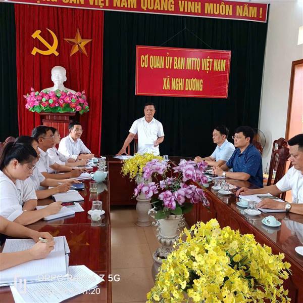 THƯỜNG TRỰC ĐẢNG ỦY XÃ NGHI DƯƠNG LÀM VIỆC VỚI CƠ QUAN ỦY BAN MTTQ VIỆT NAM XÃ