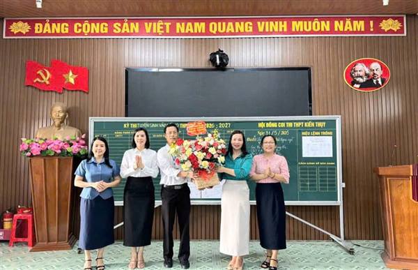 🎓 XÃ NGHI DƯƠNG THĂM, ĐỘNG VIÊN CÁC HỘI ĐỒNG THI TUYỂN SINH VÀO LỚP 10 THPT NĂM HỌC 2026–2027