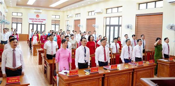 ĐẢNG ỦY XÃ NGHI DƯƠNG TỔ CHỨC LỄ CHÀO CỜ TỔ QUỐC, HÁT QUỐC CA VÀ SINH HOẠT CHÍNH TRỊ DƯỚI CỜ THÁNG 7 NĂM 2026