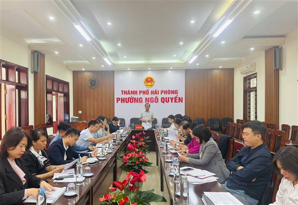 Phiên họp chuyên đề của Thường trực Hội đồng nhân dân phường giám sát tình hình UBND phường giải quyết ý kiến, kiến nghị của cử tri tại Kỳ họp thứ 2 
(Kỳ họp thường lệ giữa năm 2025) HĐND phường khoá I, nhiệm kỳ 2021-2026
