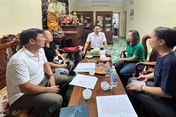 Phường Ngô Quyền đã thành lập 4 tổ tuyên truyền, vận động giải phóng mặt bằng dự án xây dựng cầu Nguyễn Trãi và chỉnh trang đô thị vùng phụ cận.