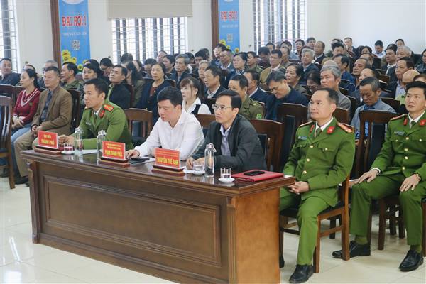 Công an phường Ngô Quyền đối thoại, lắng nghe ý kiến Nhân dân