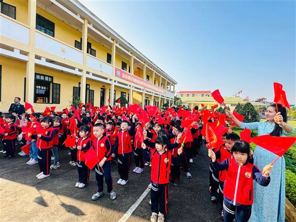 HƯỚNG VỀ NGÀY 22/12 -  TRƯỜNG MẦM NON 8-3 TỔ CHỨC THĂM QUAN TRUNG ĐOÀN PHÁO PHÒNG KHÔNG 240 VÀ SÂN CHƠI “BÉ LÀ CHIẾN SĨ TÍ HON” NĂM HỌC 2025 - 2026