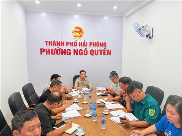 PHƯỜNG NGÔ QUYỀN TỔ CHỨC HỌP TRIỂN KHAI CÔNG TÁC PHÒNG, CHỐNG BÃO WIPHA (CƠN BÃO SỐ 3)