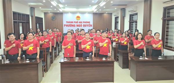 CƠ QUAN CHÍNH QUYỀN PHƯỜNG NGÔ QUYỀN
TỔ CHỨC SINH HOẠT DƯỚI CỜ, KỶ NIỆM 80 NĂM QUỐC KHÁNH 02/9 VÀ NGÀY THÀNH LẬP CÁC CƠ QUAN HÀNH CHÍNH NHÀ NƯỚC
