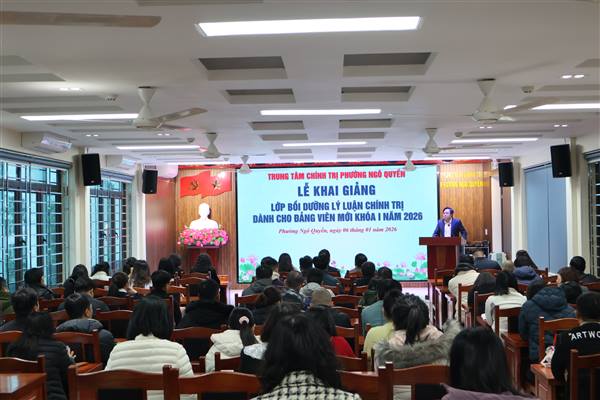 Khai giảng Lớp bồi dưỡng lý luận chính trị dành cho đảng viên mới của phường Gia Viên và Ngô Quyền